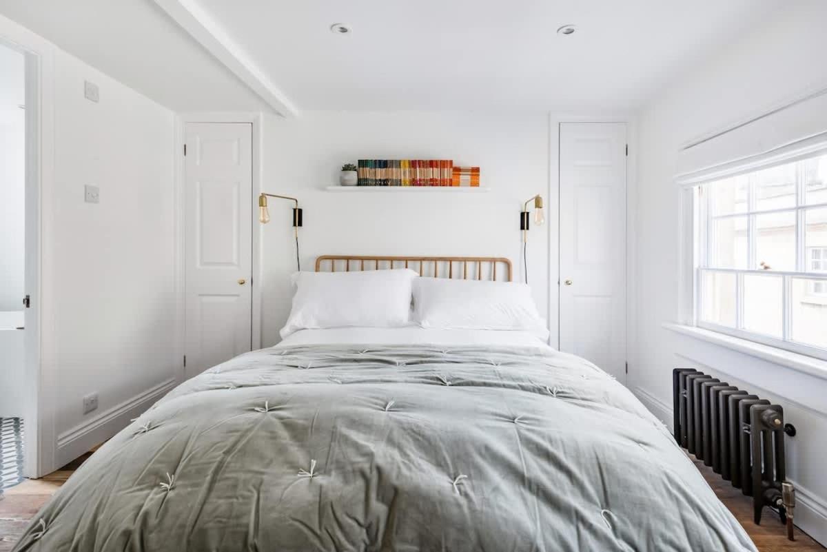 Central Georgian Townhouse With Free Parking Бат Екстер'єр фото