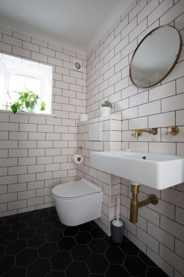 Central Georgian Townhouse With Free Parking Бат Екстер'єр фото